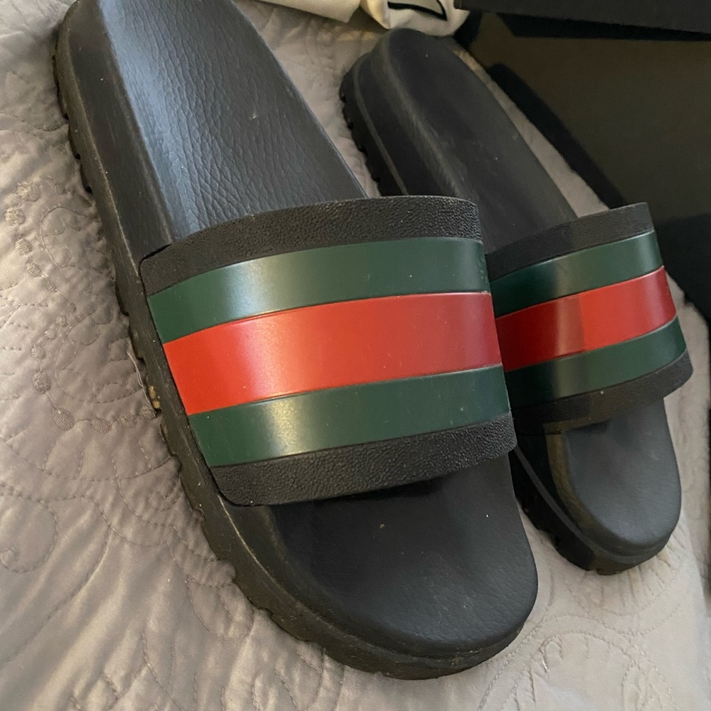 Gucci men black slides